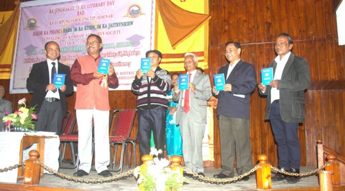 Rakhe ka KAS ïa ka lyngkhuh dap snem ba 39 ha Khasi National Dorbar Hall, Shillong