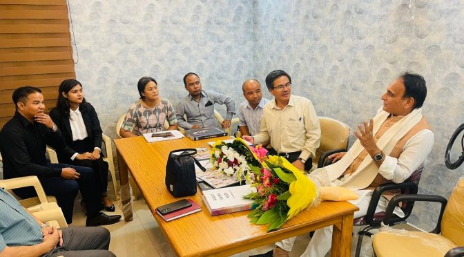 Phah Dorkhas ka KAS sha ki Nongsynshar ka Ri India ban ithuh noh ïa ka ktien Khasi da ka Riti Synshar ka Ri India
